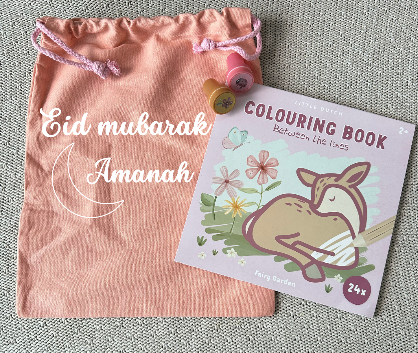 Cadeautas schaap met kleurboek en stempel- roze